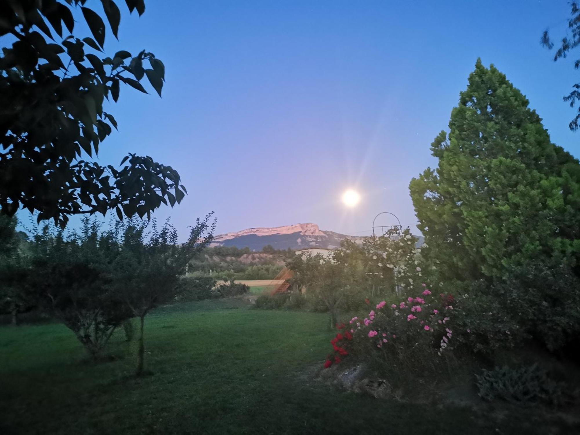 Le Petit Caboulot En Pleine Nature Hotel Vaumeilh Luaran gambar